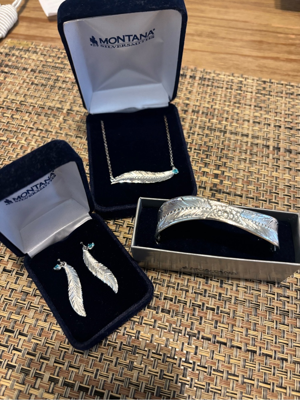 Montana Silversmiths Silver Feather Jewelry Set with Turquoise Stones